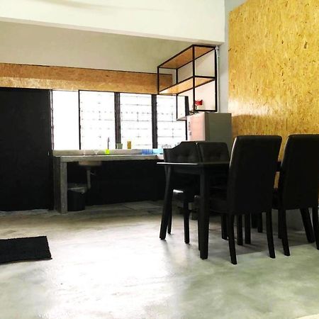 Panda Homestay Seremban Zewnętrze zdjęcie